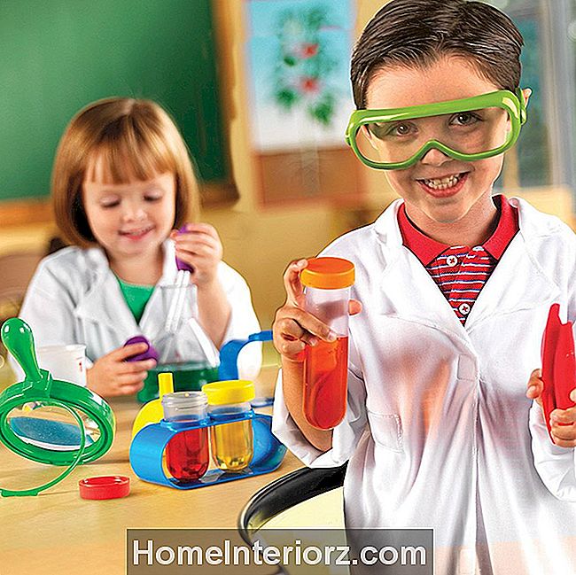 zinātne-rotaļlietu komplekts