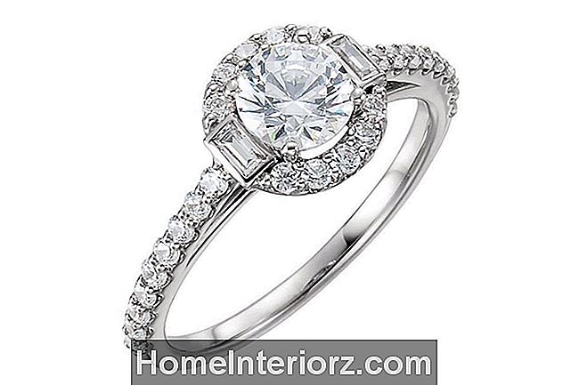 Halo Engagement Rings: Fresh Takes You Have a See