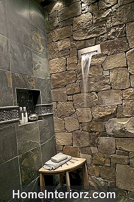 Badezimmer Inspiration Stein Schiefer Wasserfall Wasserfall
