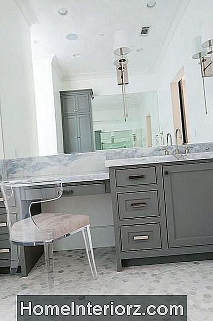 Badezimmer Inspiration modernes Design Marmor Eitelkeit