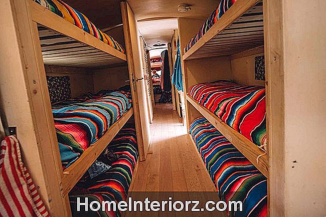 kempingų autobusų dviaukštės lovos