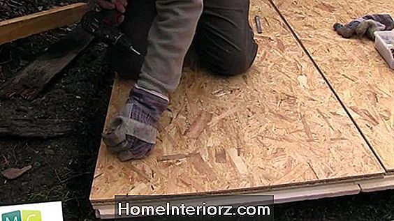 Comment isoler les planchers de garage avec du contreplaqué et de la mousse rigide