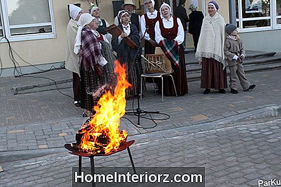 Nakts ziedēšanas augi Mēness dārziem