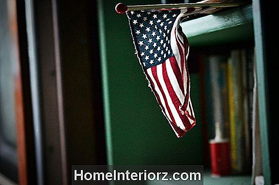 American Flag Etiquette (Care and Display Guidelines)