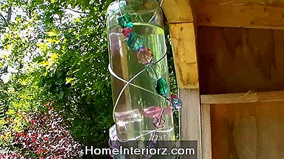 Baby Food Jar Hummingbird Feeder Project